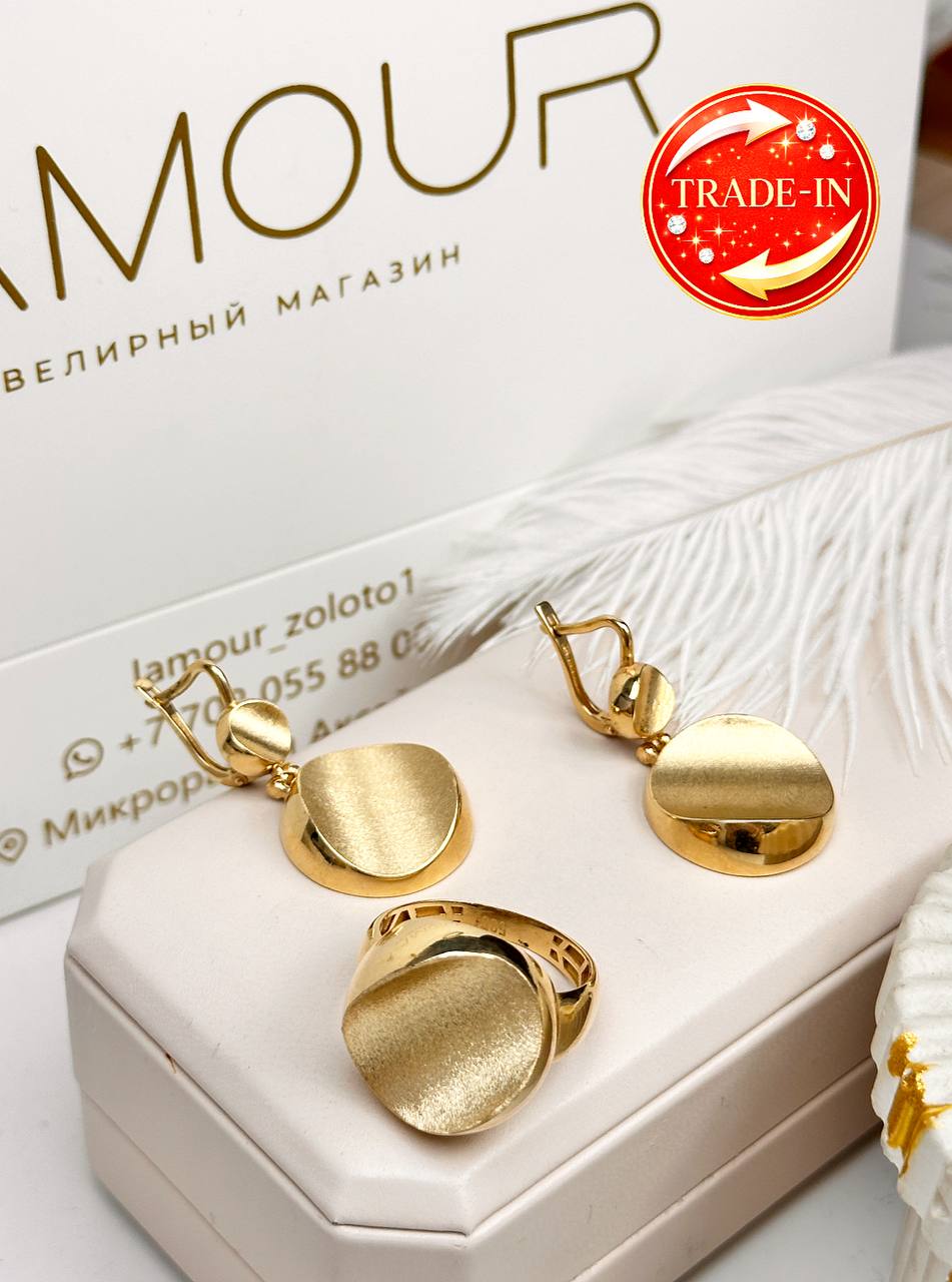 Золотой комплект из желтого золота😍